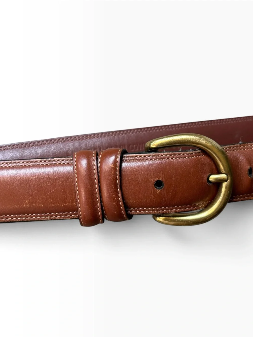 Roundtree & York Mens Leather Belt Size 42 Cognac Brown Solid Brass Buckle 1.25